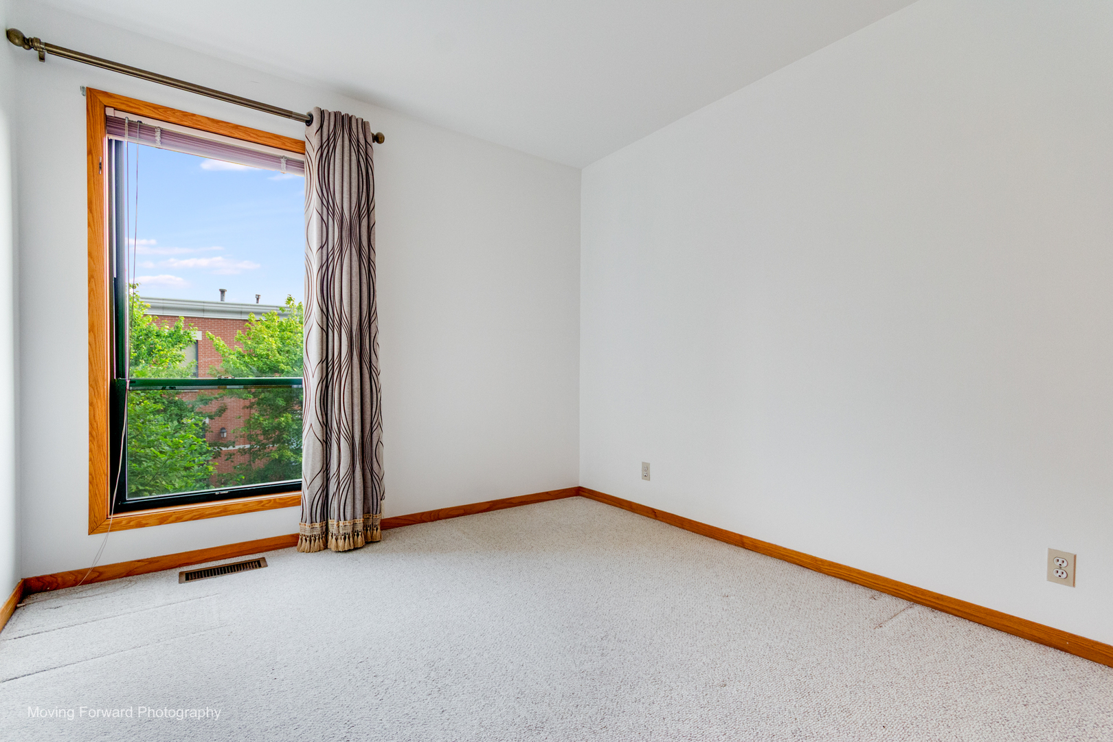 614 S Laflin Street C Property Photo 13