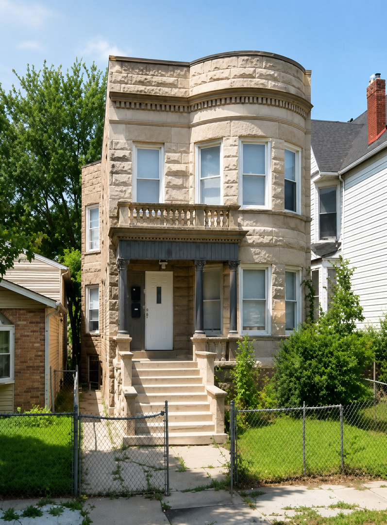 7236 S Vernon Avenue Property Photo 1