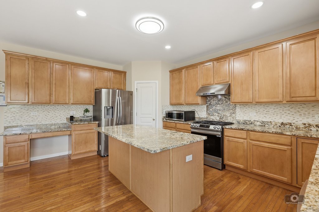 385 Marshall Ash Street Property Photo 6