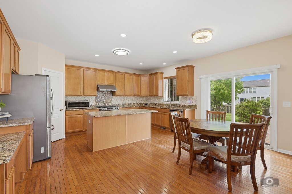 385 Marshall Ash Street Property Photo 14