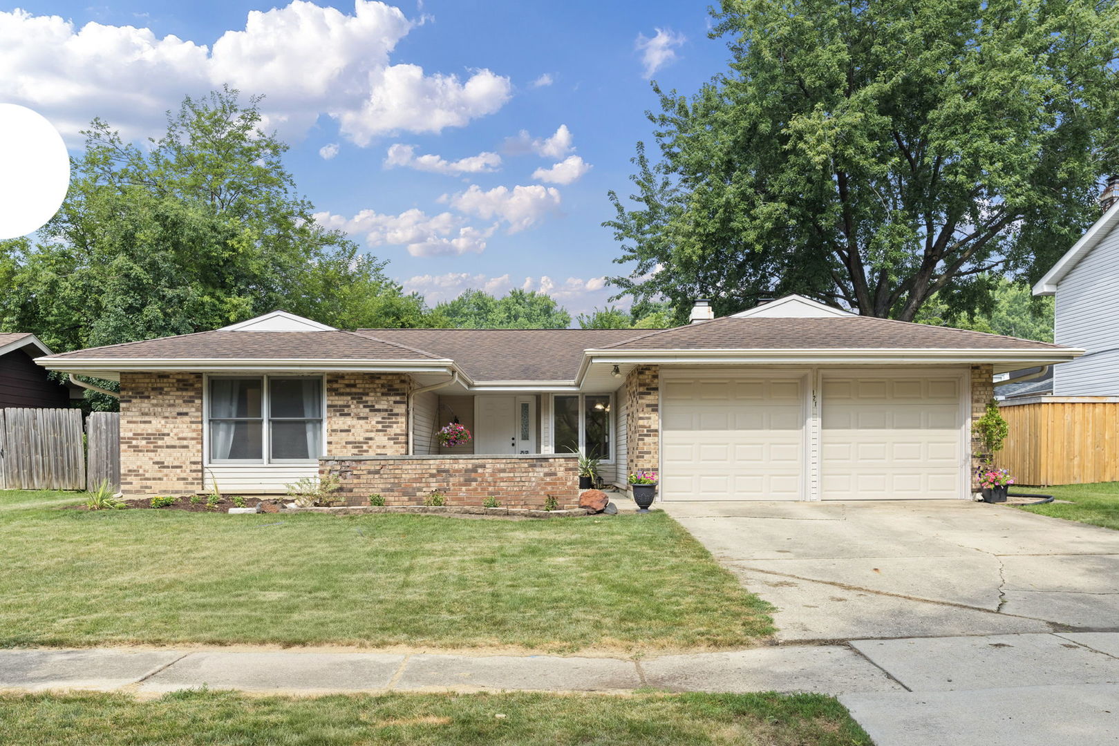121 Newport Drive Property Photo 1