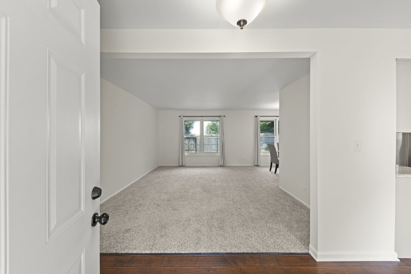 121 Newport Drive Property Photo 5