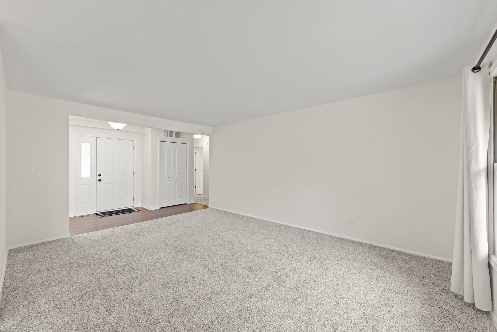 121 Newport Drive Property Photo 12