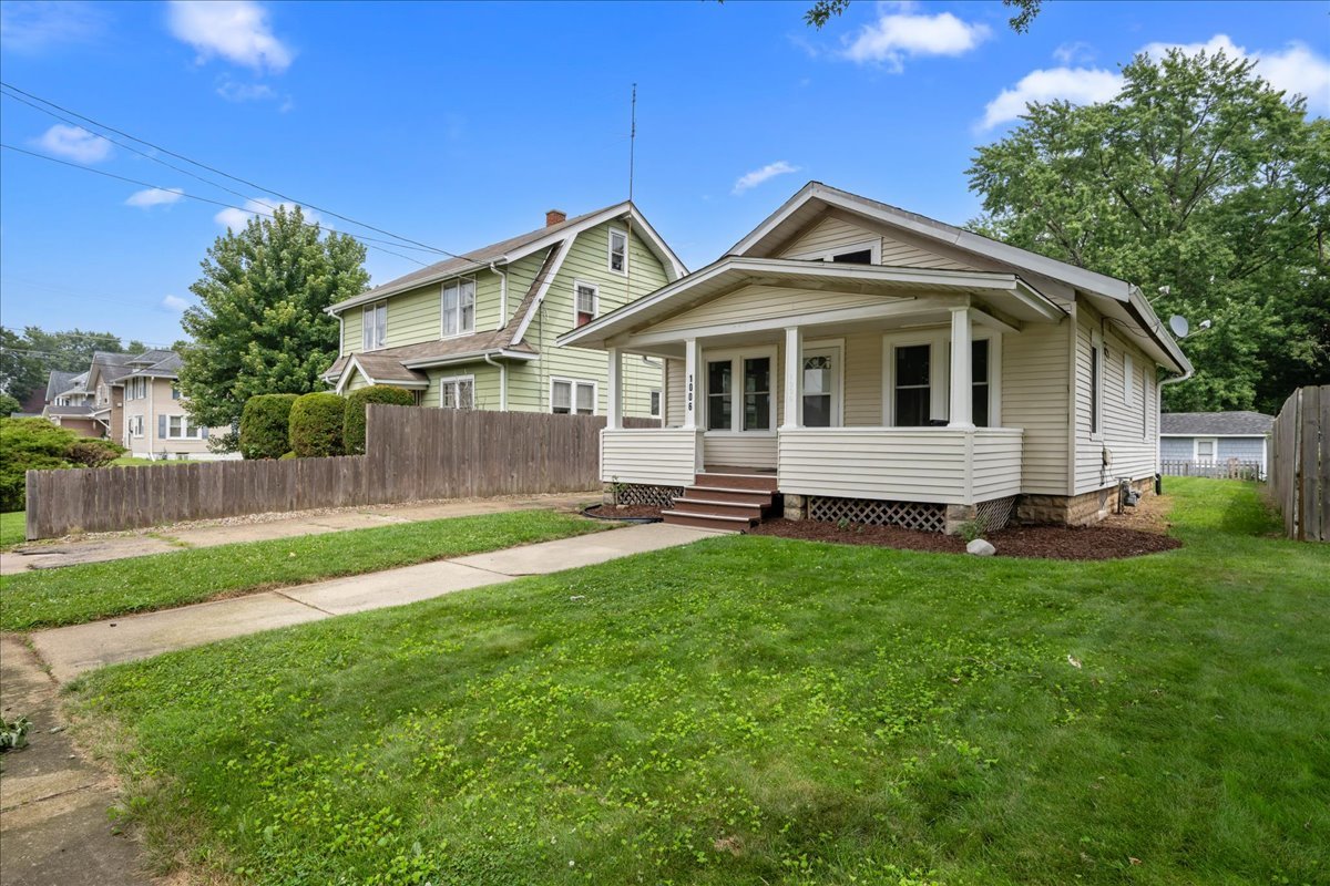 1006 S 4th Street Property Photo 1