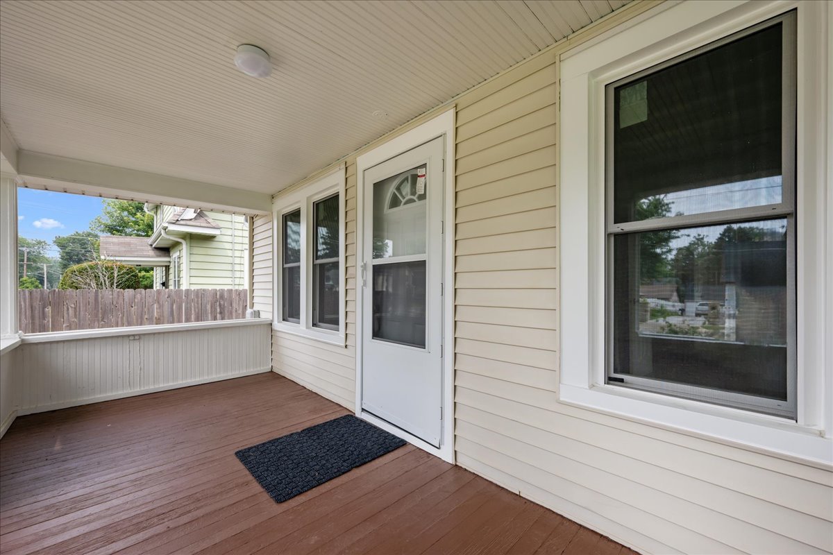 1006 S 4th Street Property Photo 4