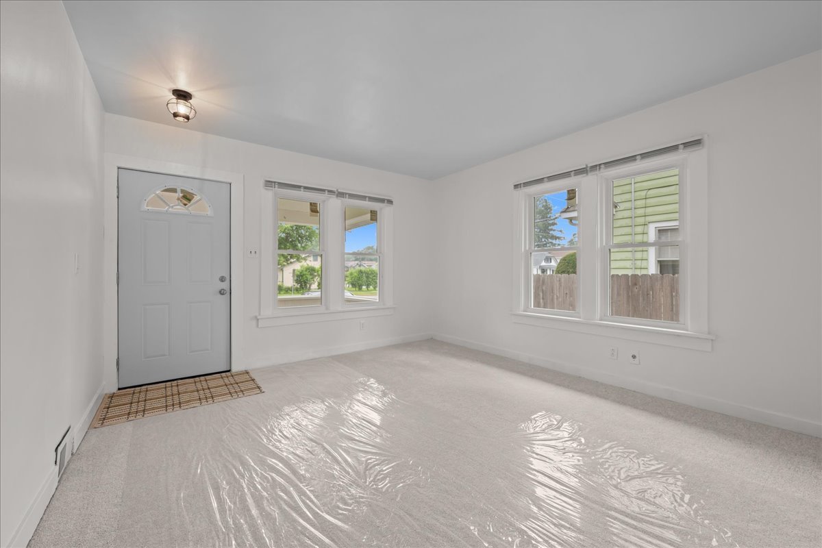 1006 S 4th Street Property Photo 6
