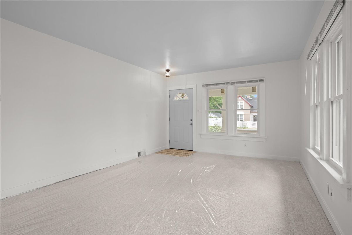 1006 S 4th Street Property Photo 7