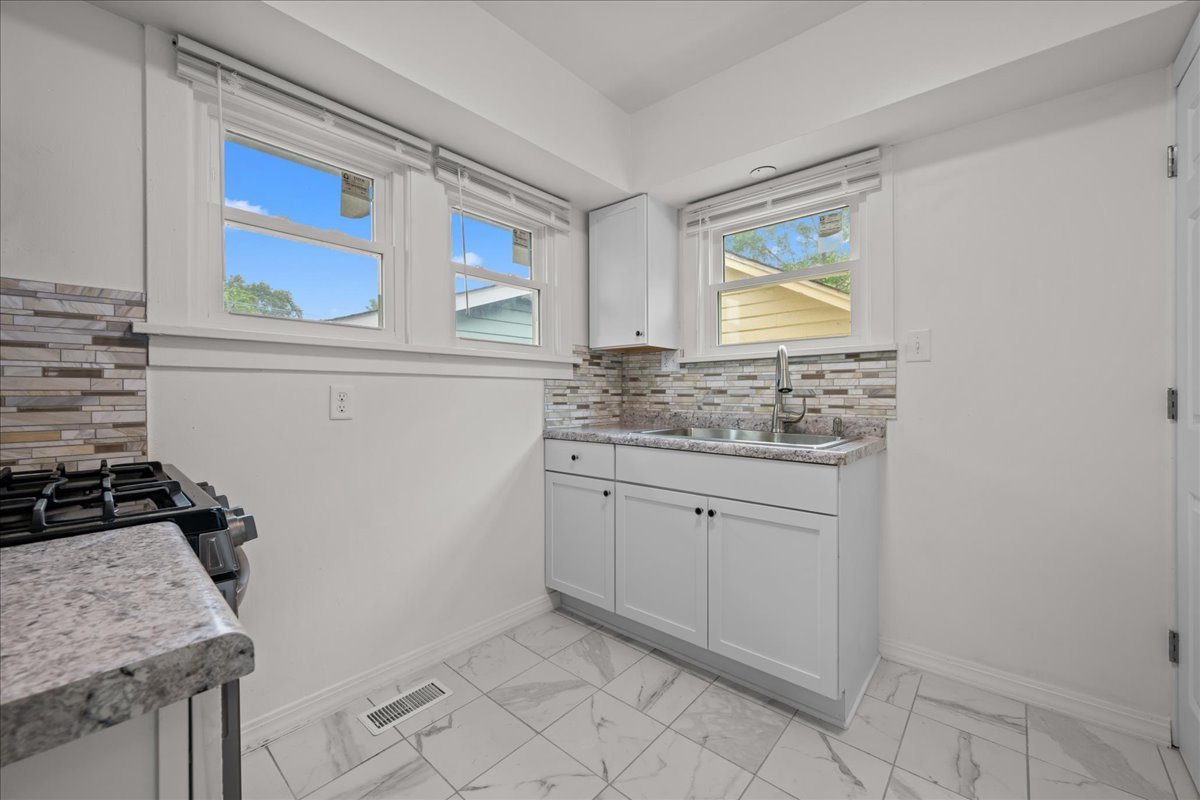 1006 S 4th Street Property Photo 11
