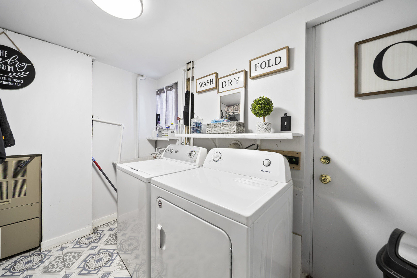 15512 Lorel Avenue Property Photo 10