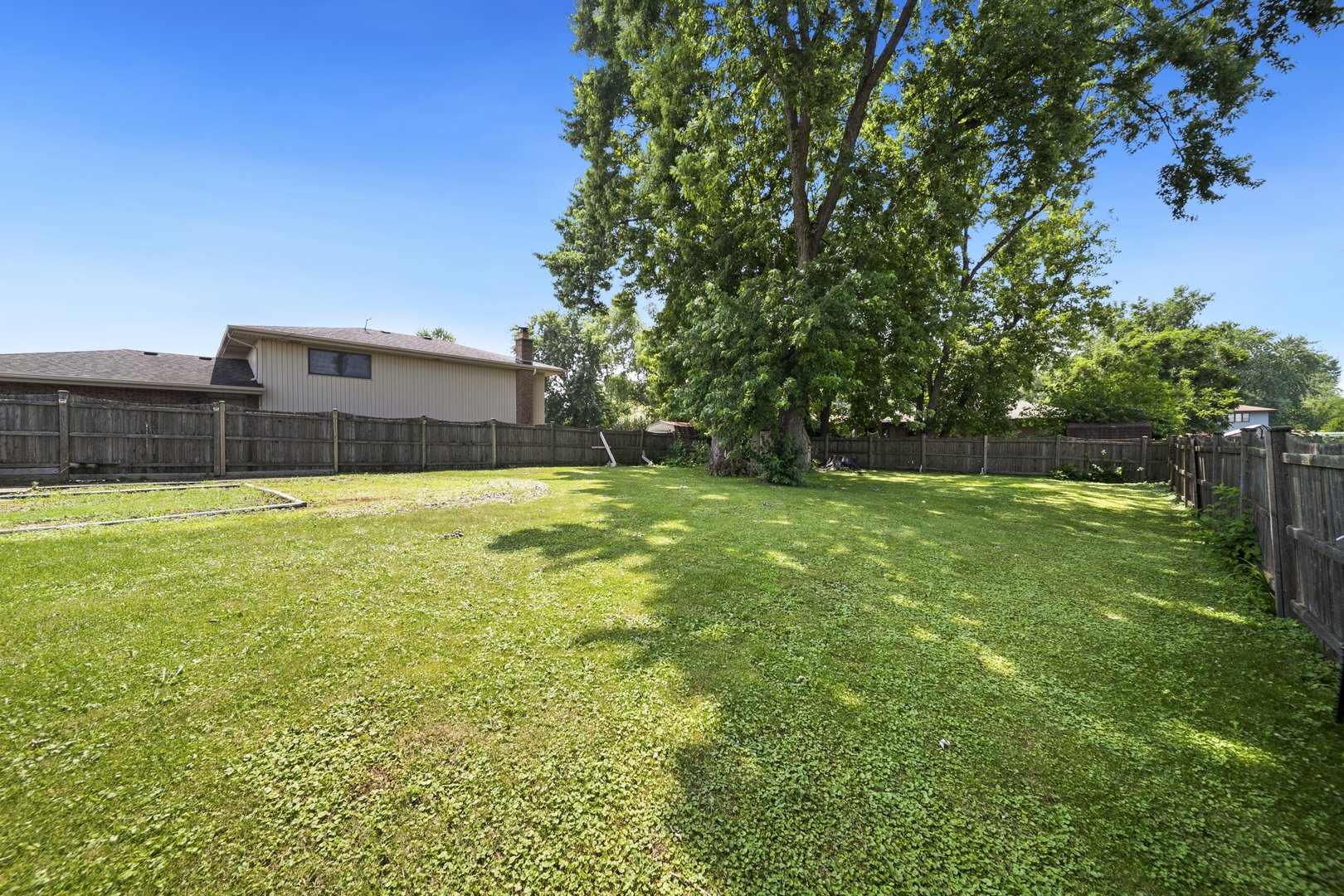15512 Lorel Avenue Property Photo 15