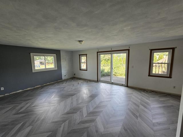 6984 Squaw Prairie Road Property Photo 3