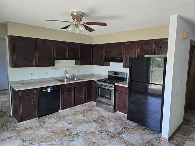 6984 Squaw Prairie Road Property Photo 9