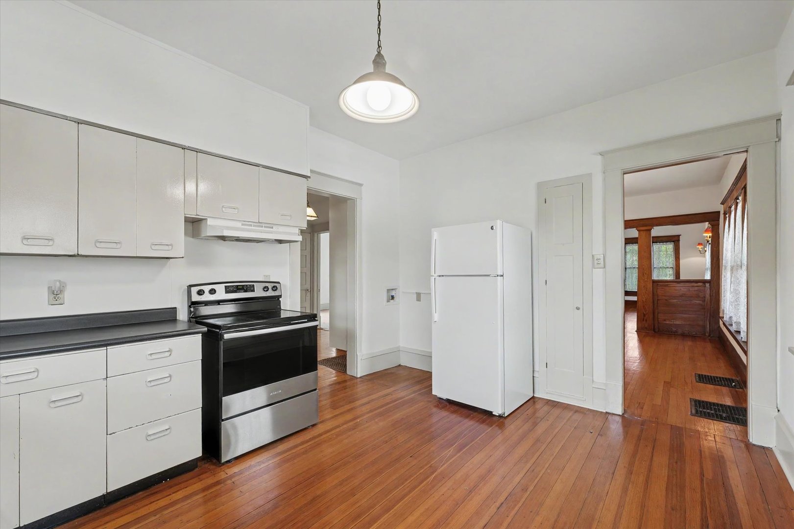 202 E Washington Street Property Photo 20