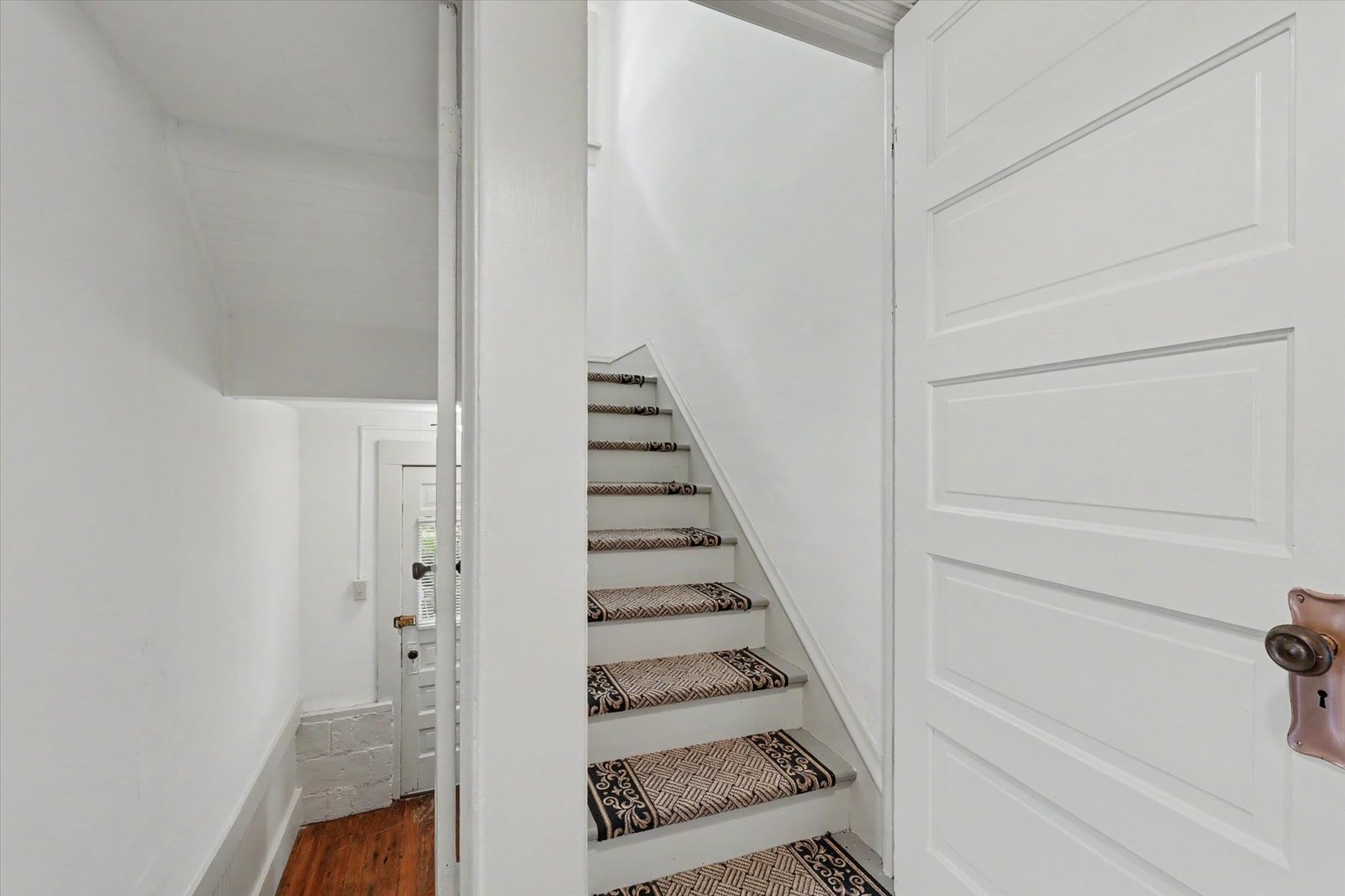 202 E Washington Street Property Photo 27