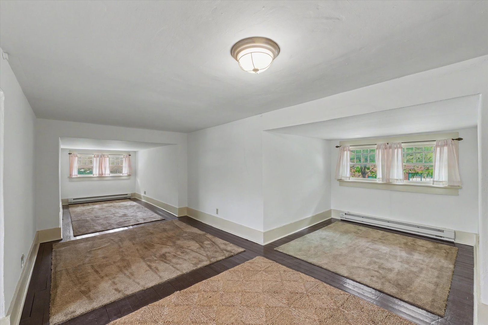 202 E Washington Street Property Photo 29