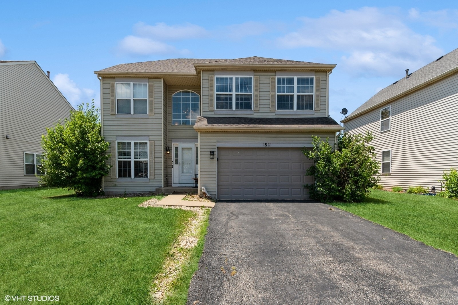 1811 Prairie Ridge Drive Property Photo 1