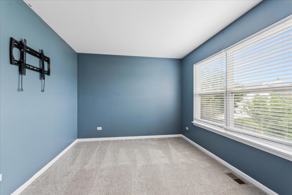 1811 Prairie Ridge Drive Property Photo 17