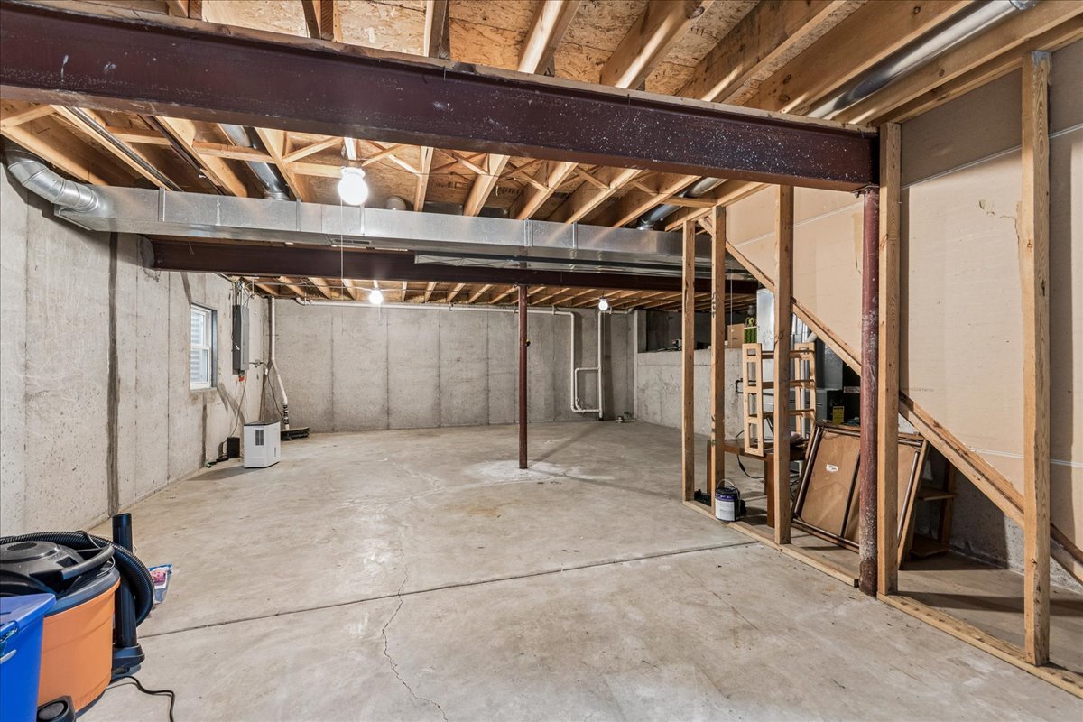 1811 Prairie Ridge Drive Property Photo 24