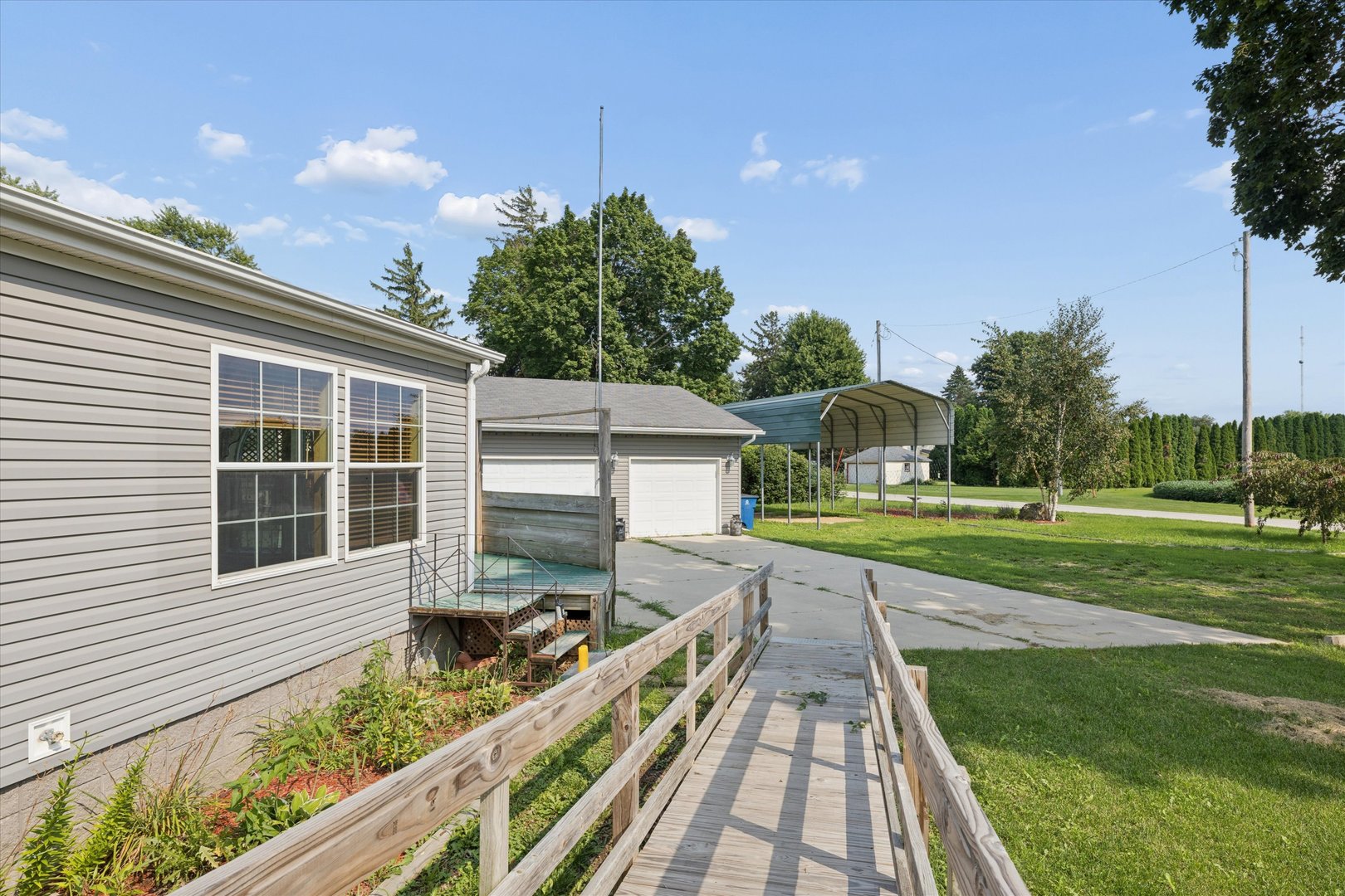 524 6th Street Property Photo 8