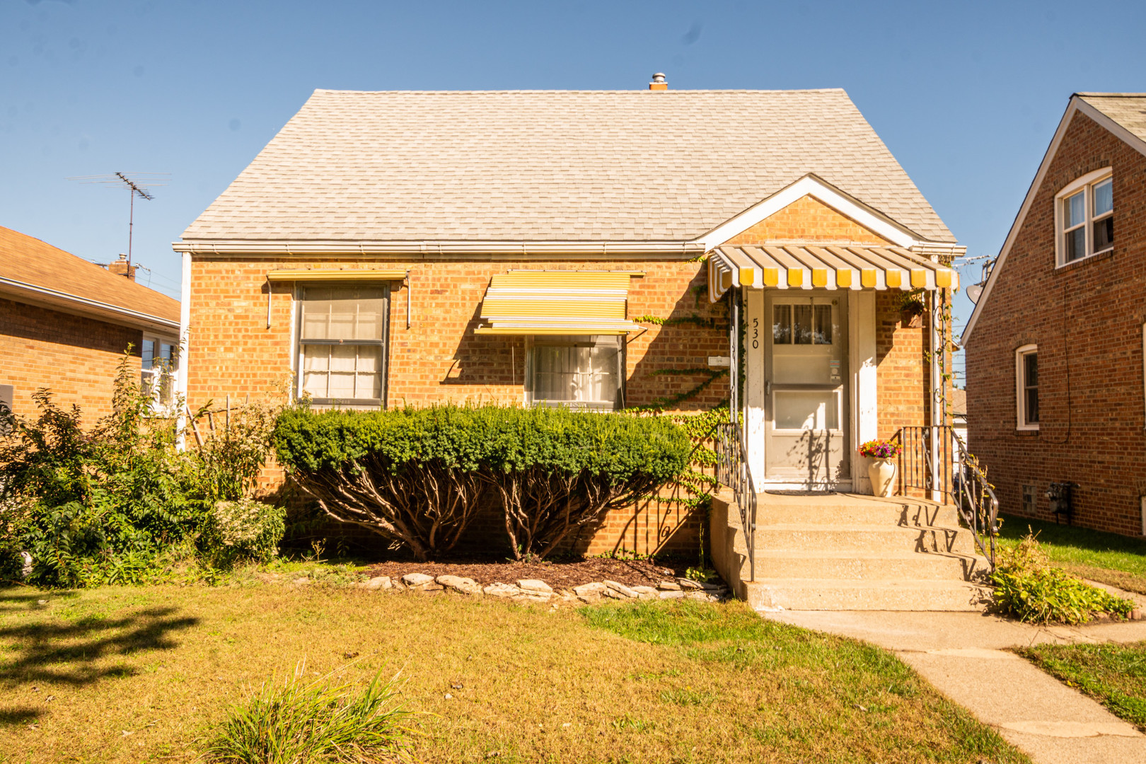 530 Webb Street Property Photo 1
