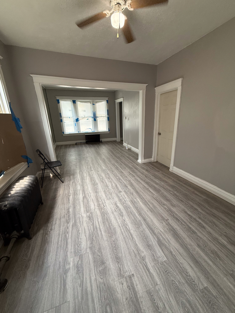 7621 S Saint Lawrence Avenue Property Photo 7