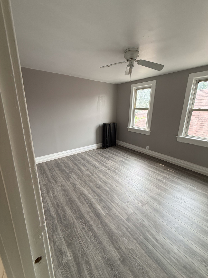 7621 S Saint Lawrence Avenue Property Photo 20