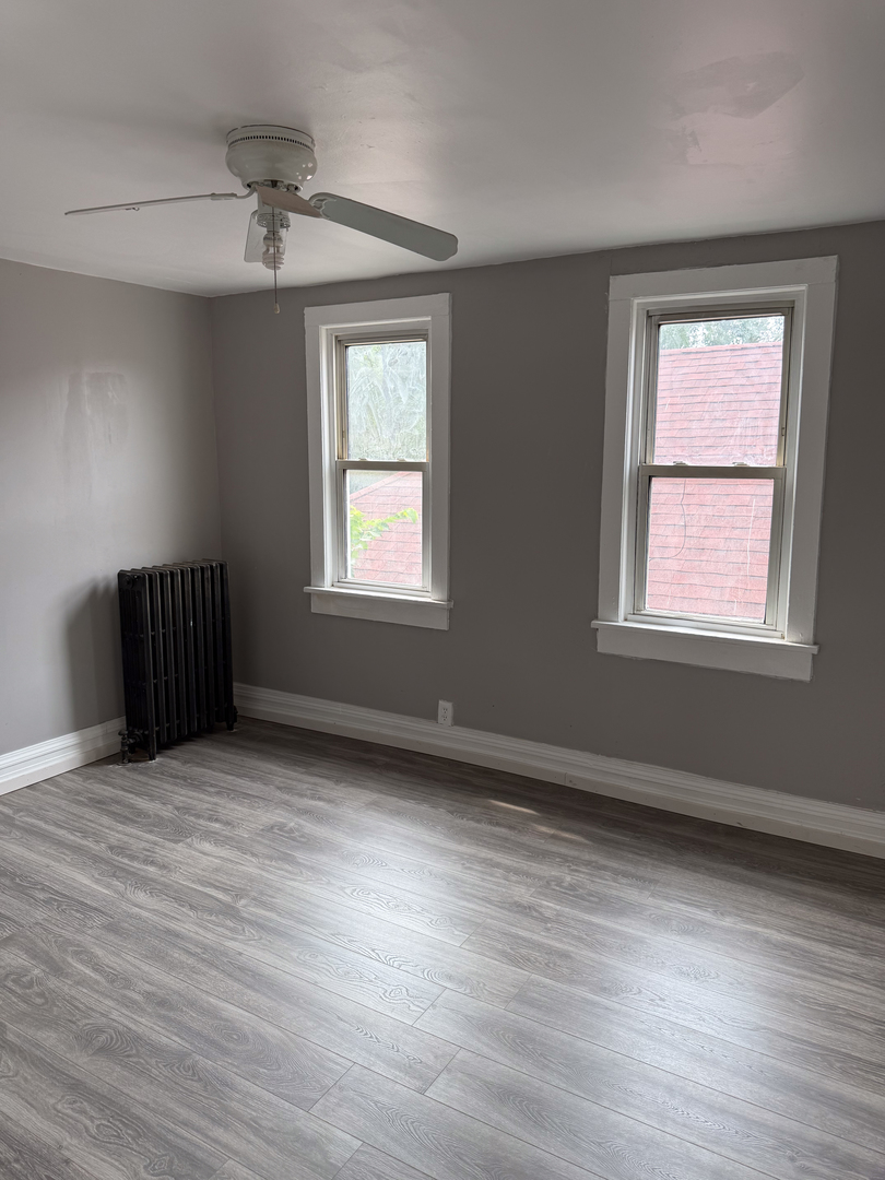 7621 S Saint Lawrence Avenue Property Photo 24