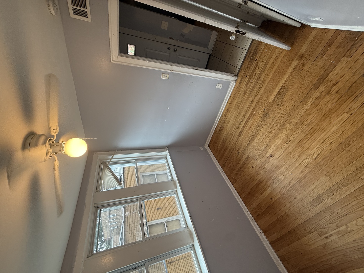 6429 N Claremont Avenue 1 Property Photo 7