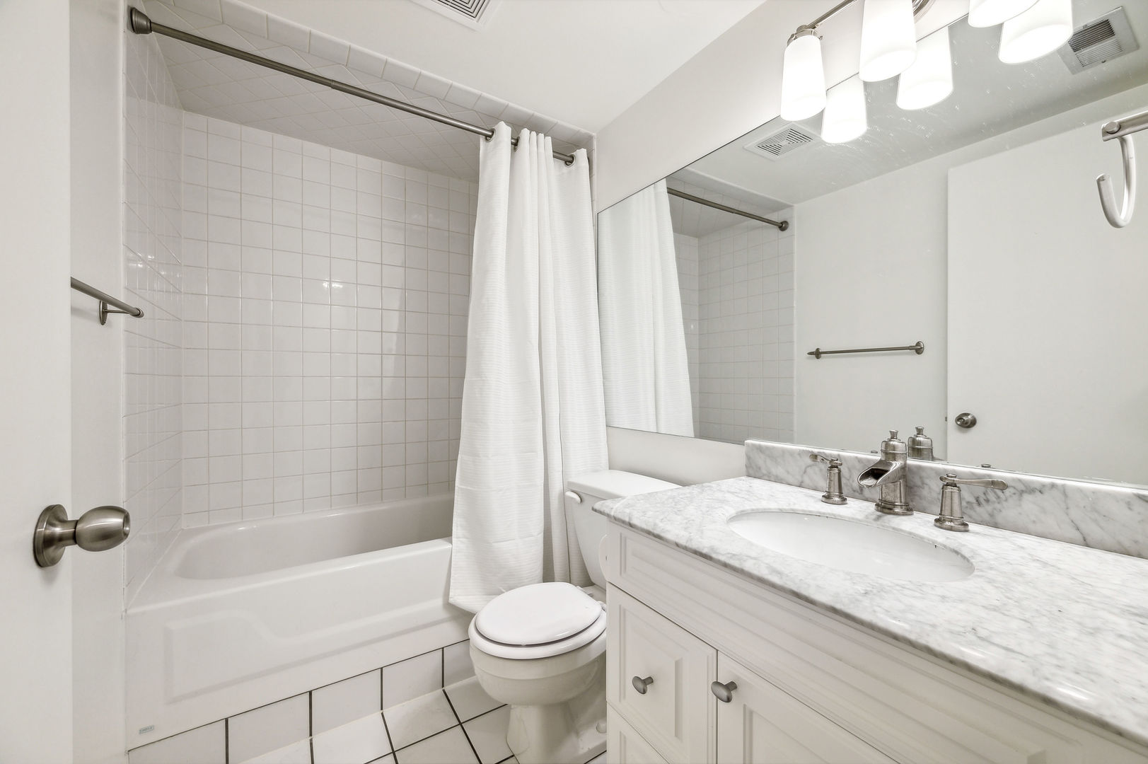 2620 N Clybourn Avenue 101 Property Photo 12