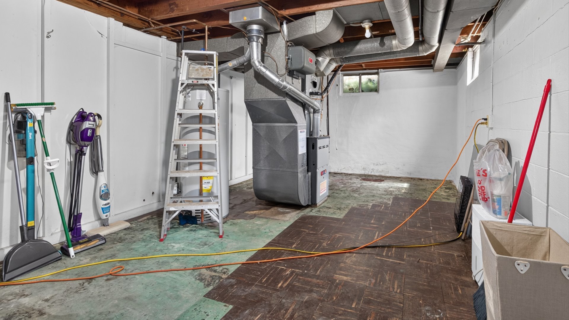 1513 N Linden Street Property Photo 18