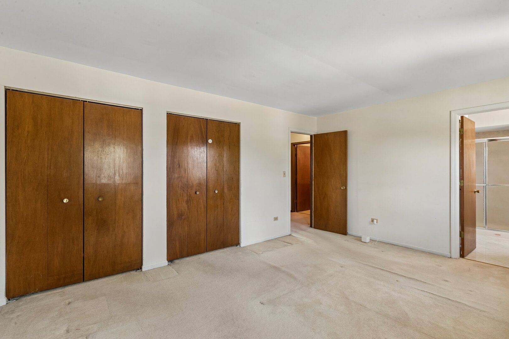 1105 E Point Drive Property Photo 14