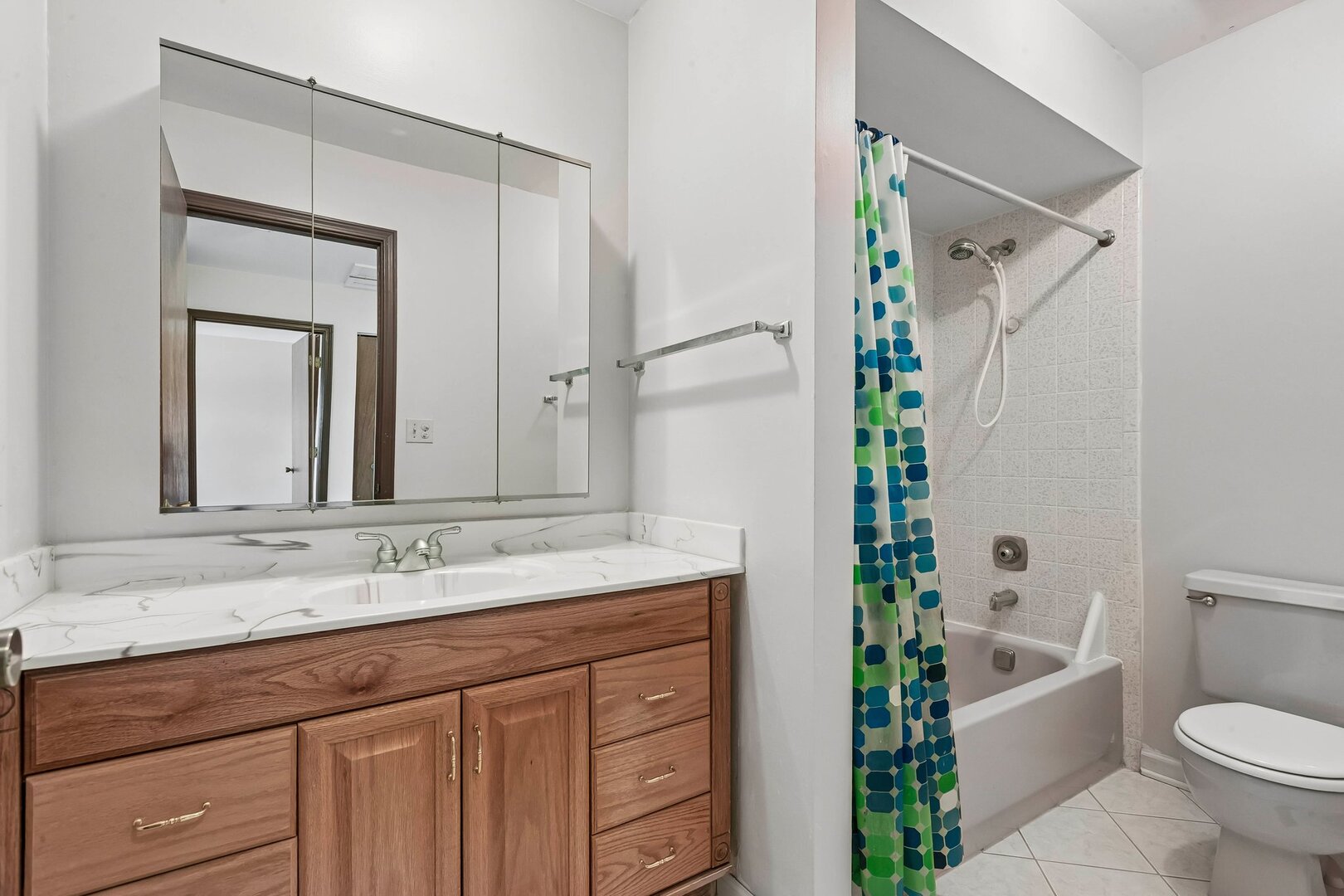1105 E Point Drive Property Photo 19
