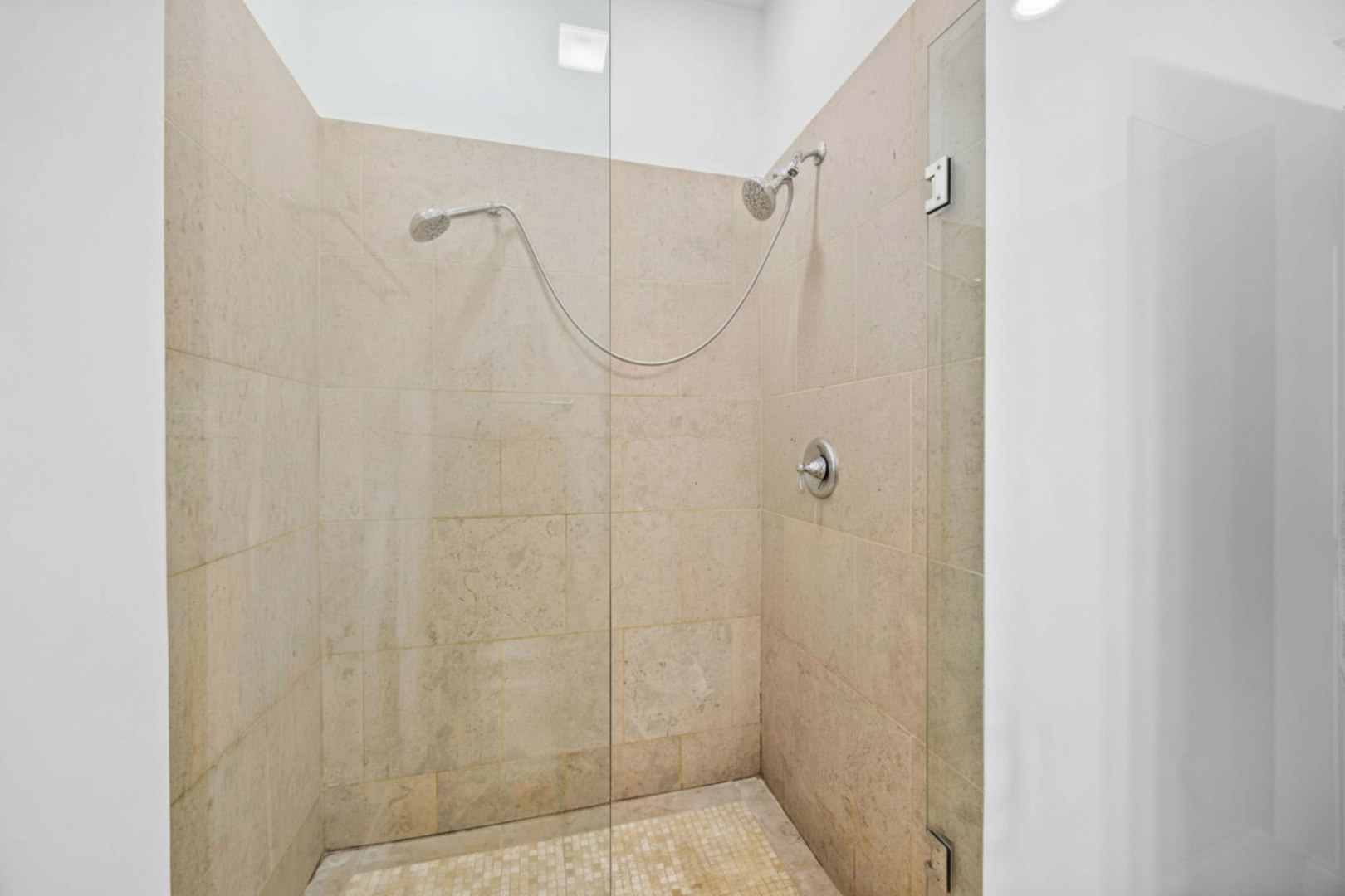 3414 N Sheffield Avenue 4 Property Photo 16