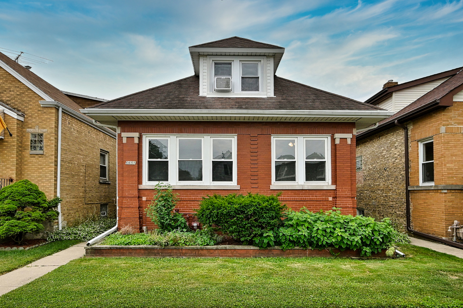 6651 W Imlay Street Property Photo 1