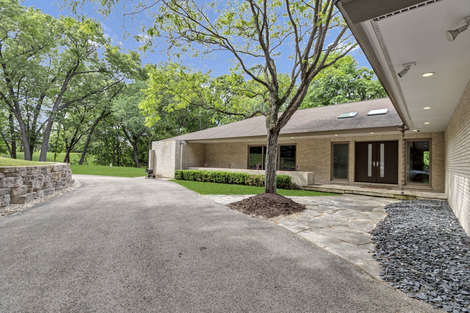 4 Far Hills Road Property Photo 7