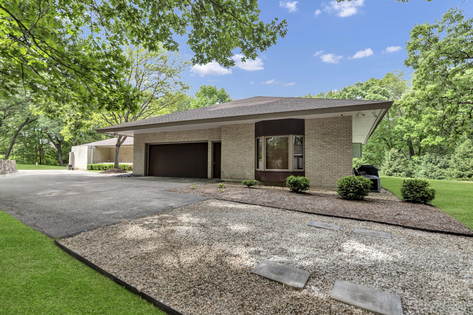 4 Far Hills Road Property Photo 9