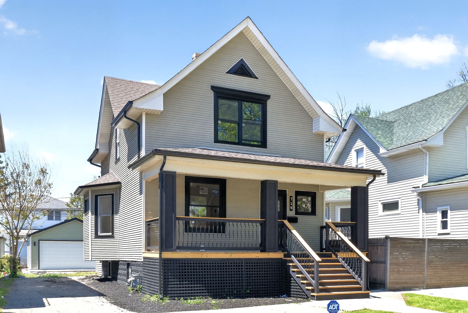 716 S 7th Avenue Property Photo 1