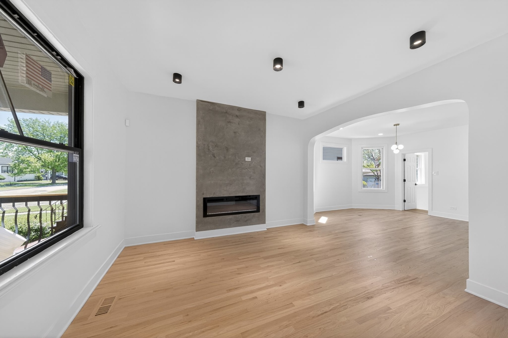716 S 7th Avenue Property Photo 4