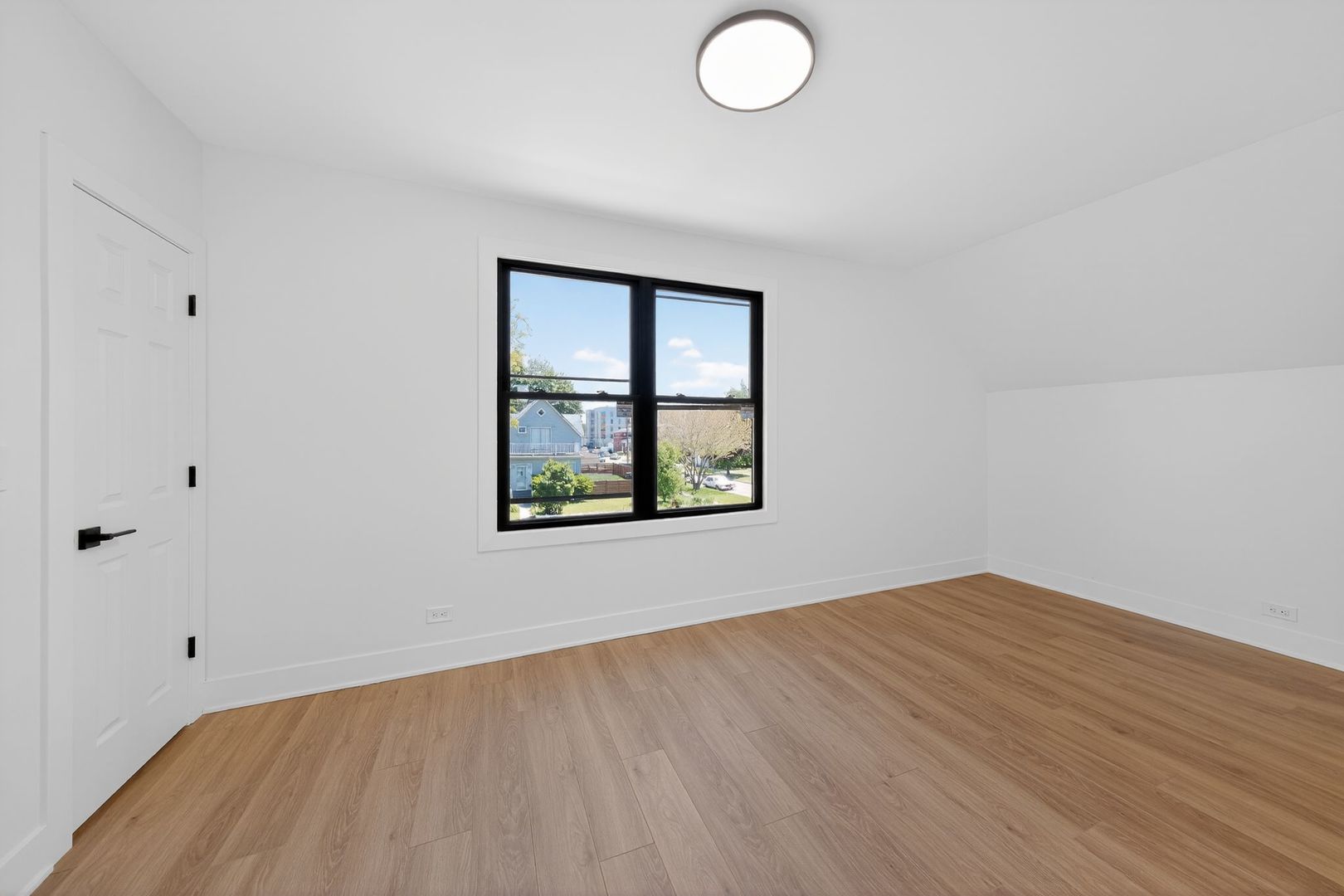 716 S 7th Avenue Property Photo 15