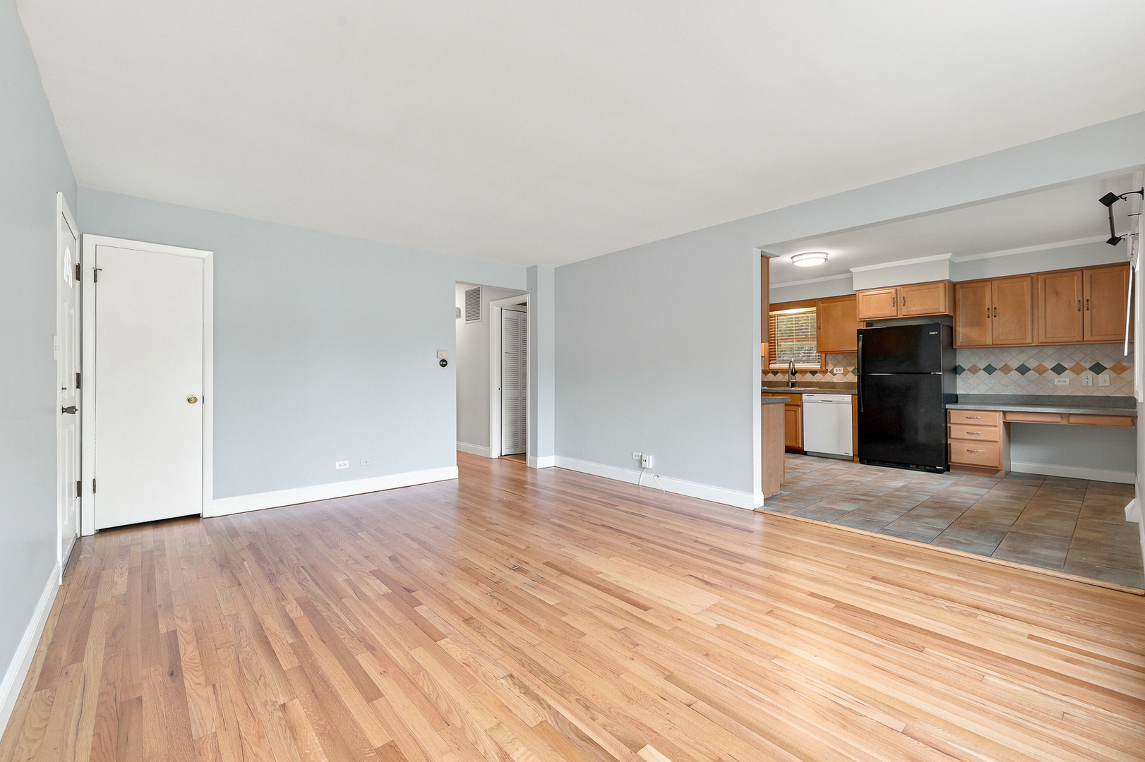 1113 S Haddow Avenue Property Photo 9