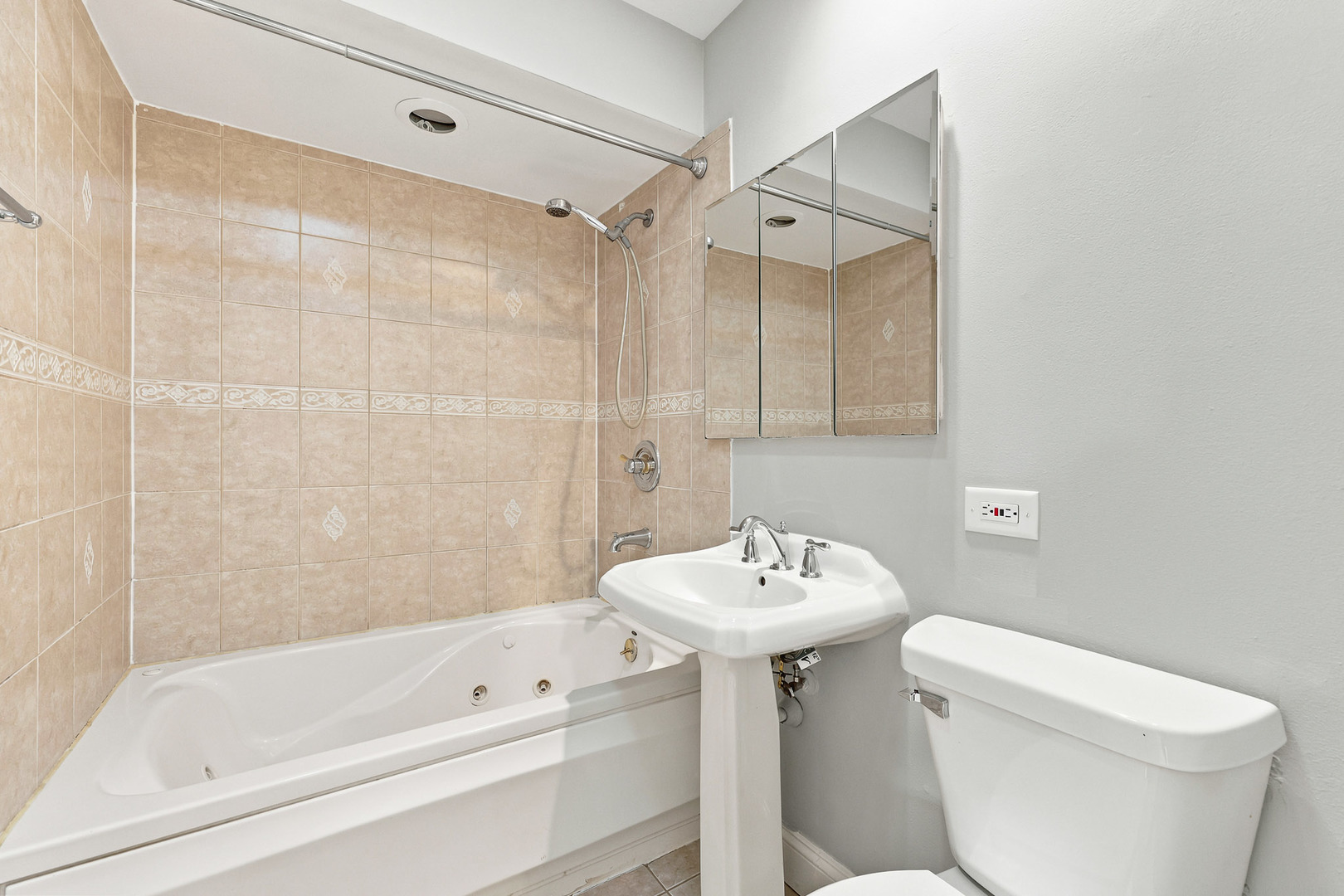 1113 S Haddow Avenue Property Photo 21