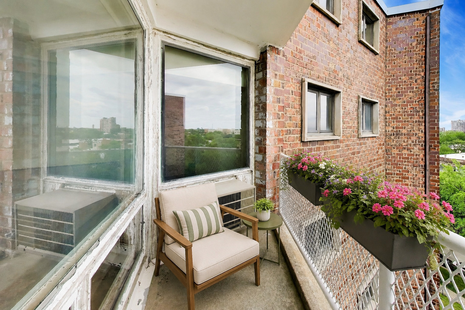 1122 W Lunt Avenue 8c Property Photo 7