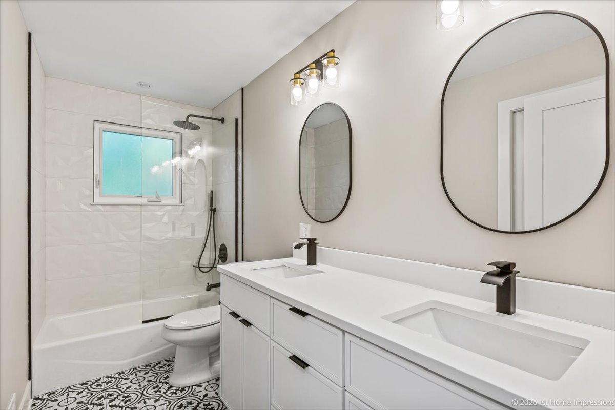 9039 Windsor Drive Property Photo 12