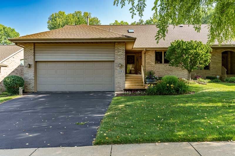 113 Rivers Edge Drive Property Photo 1