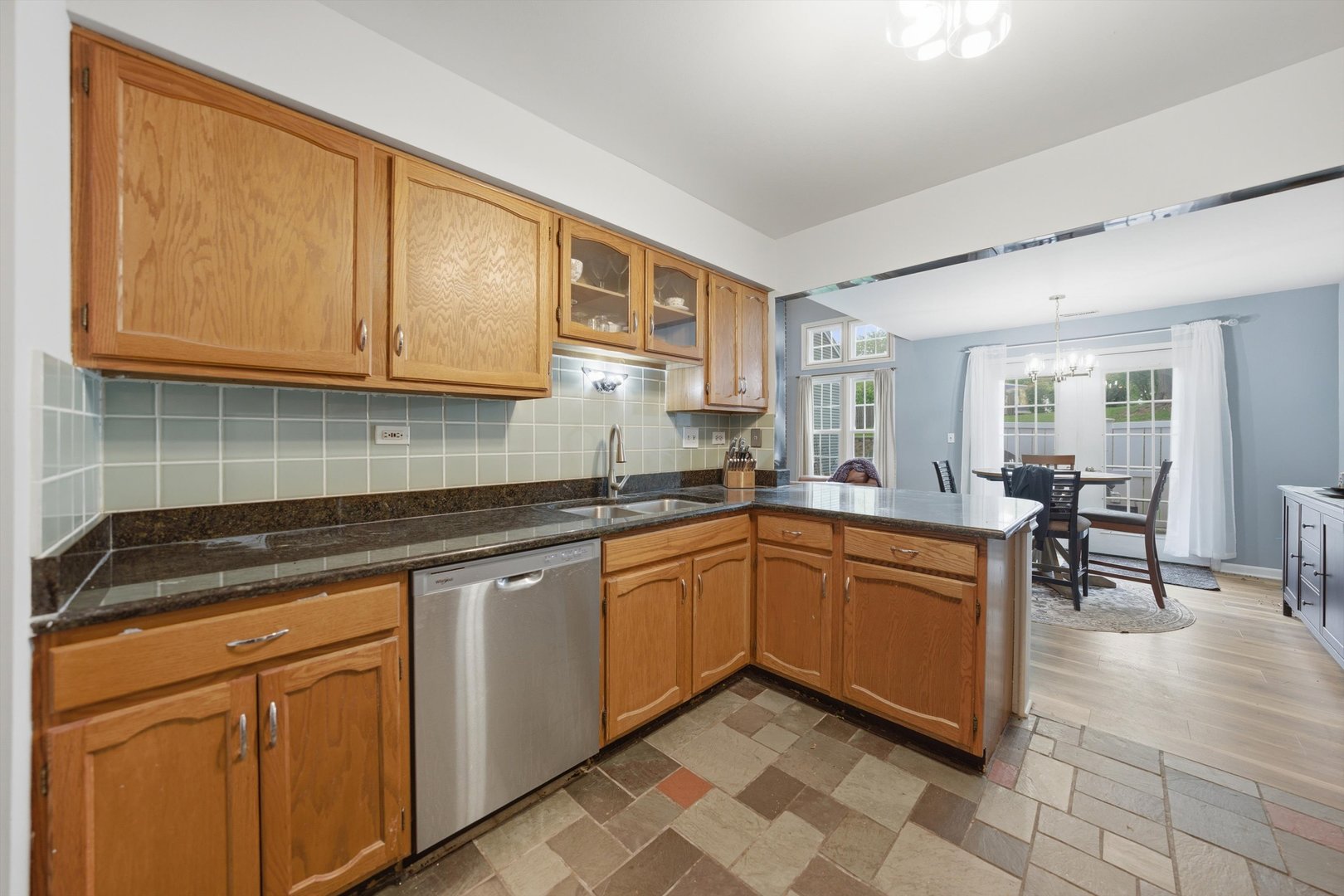 125 S Atherton Court Property Photo 8