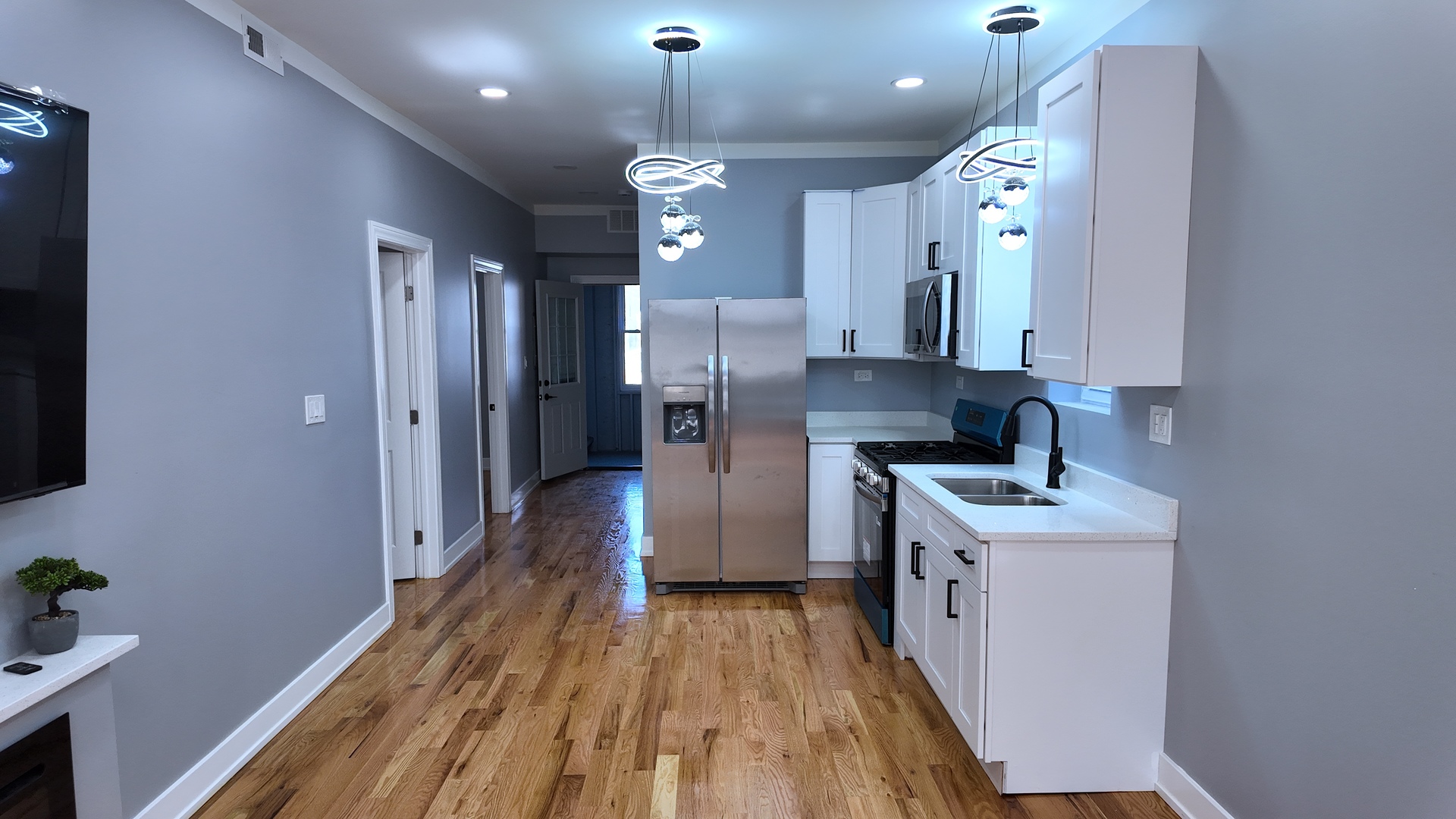2233 S Spaulding Avenue 2 Property Photo 5