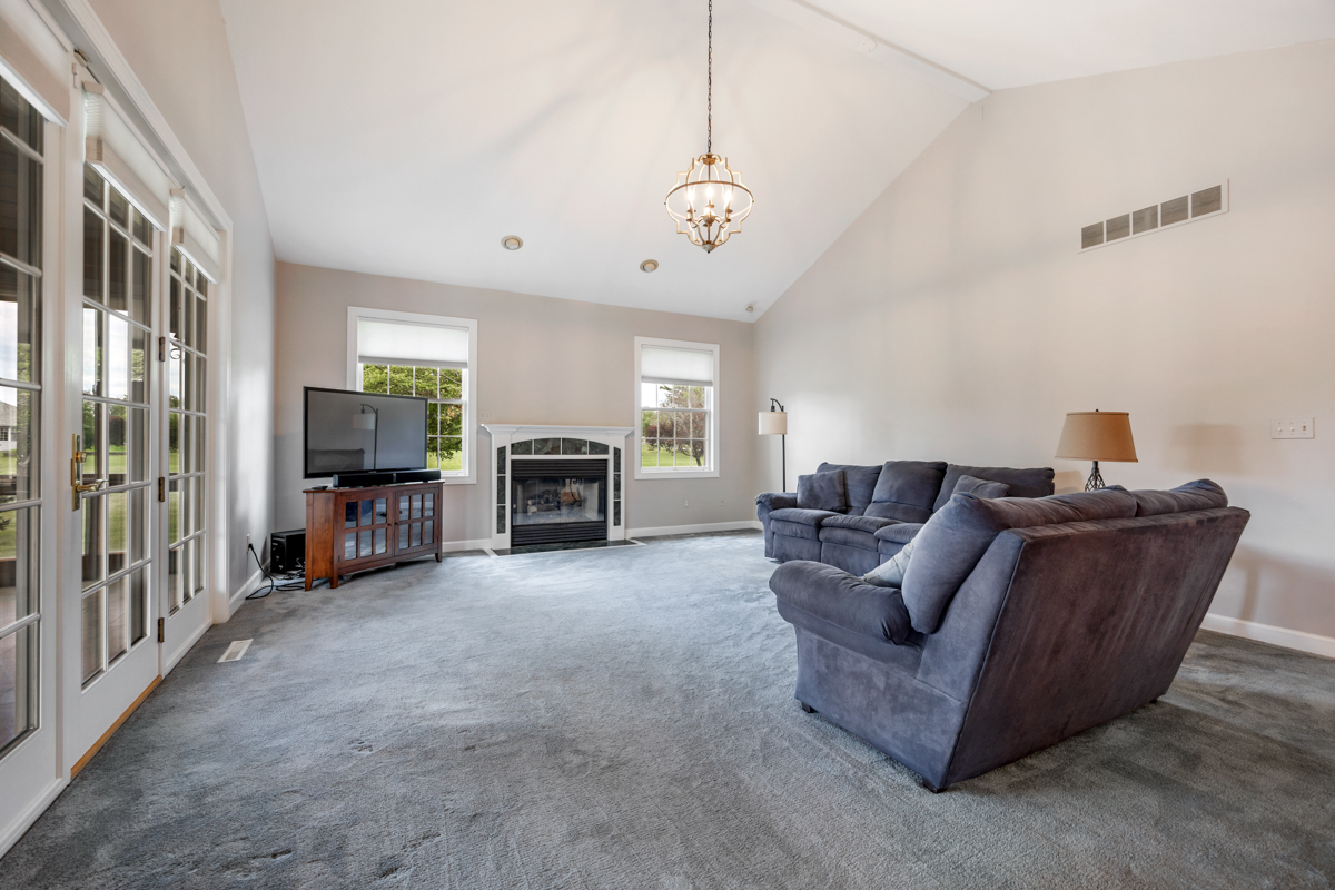 26743 S Winfield Road Property Photo 14
