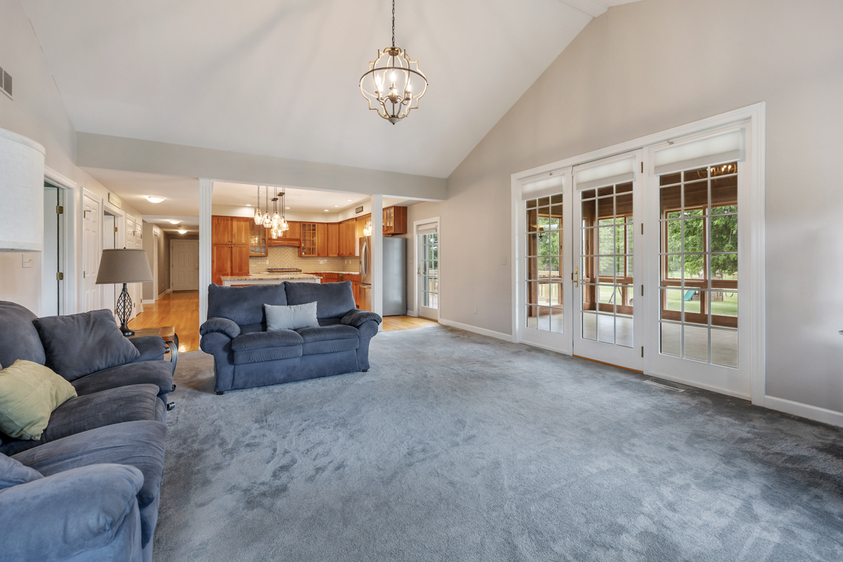 26743 S Winfield Road Property Photo 15