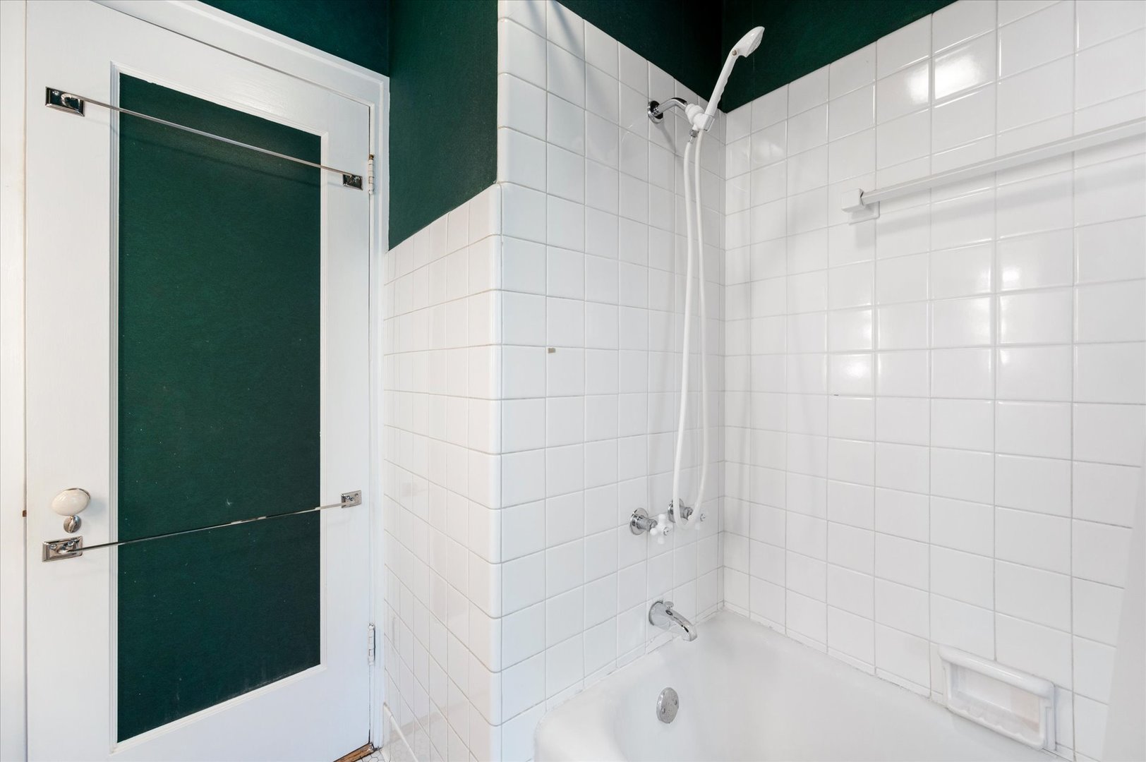 836 N Grove Avenue Property Photo 25