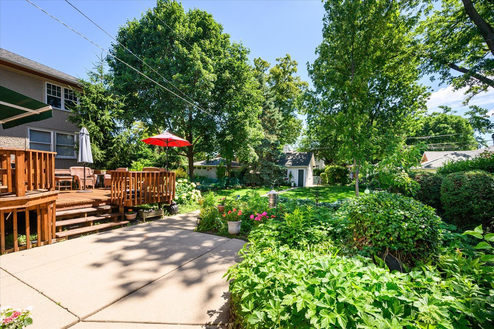 836 N Grove Avenue Property Photo 37
